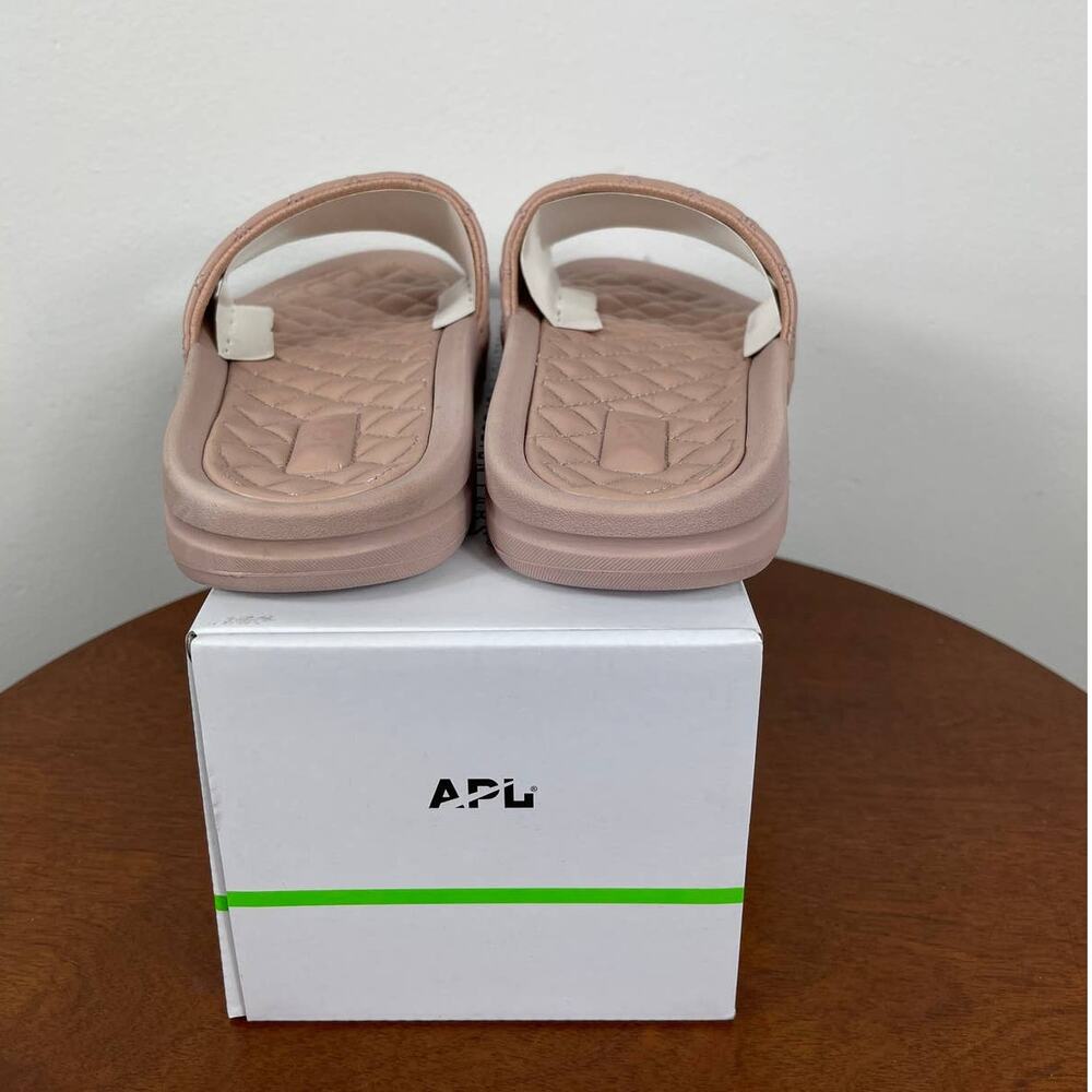 New Women's APL: Athletic Propulsion Labs Lusso Slides in Dust Rose Size 10 - Picture 6 of 8
